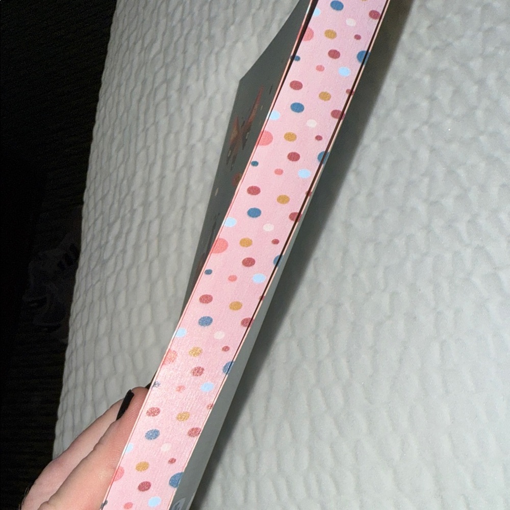Inspiring MAKE YOUR OWN MAGIC journey/notebook. Beautiful colors & pattern. - Picture 7 of 8